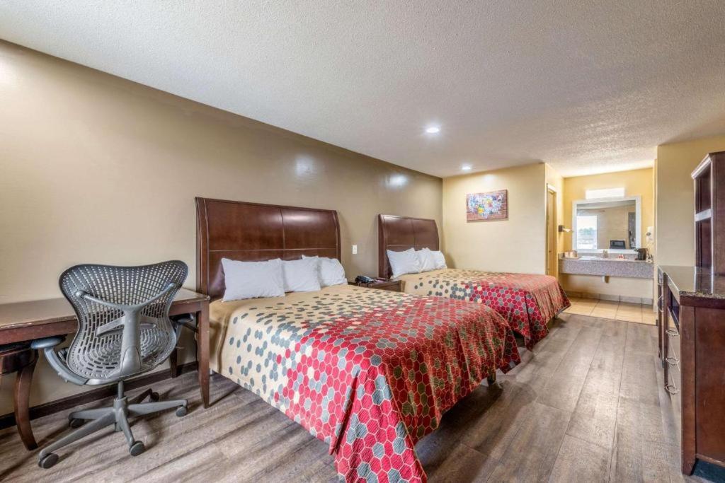 Southern Inn And Suites Spartanburg Εξωτερικό φωτογραφία
