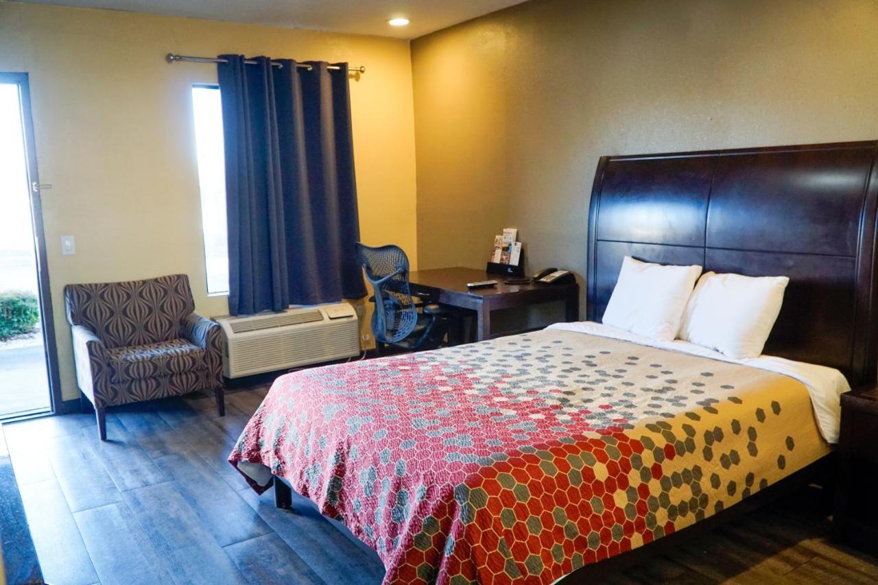 Southern Inn And Suites Spartanburg Εξωτερικό φωτογραφία